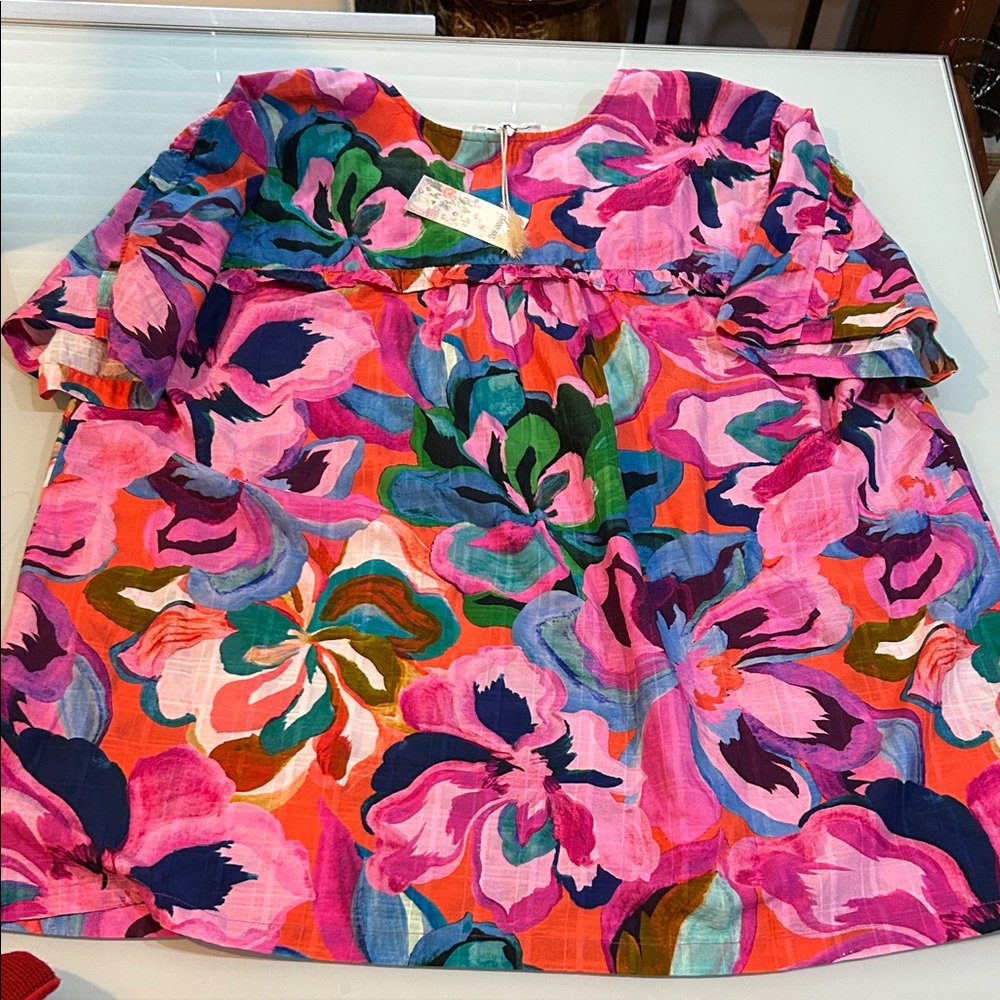 NWT Gorgeous colors Vibrant Floral top Johnny Was - Picture 10 of 13